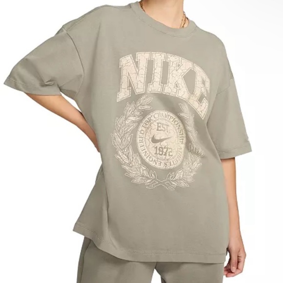 Nike Tops - Nike Women's Sportswear Cotton Essential Oversized Tee